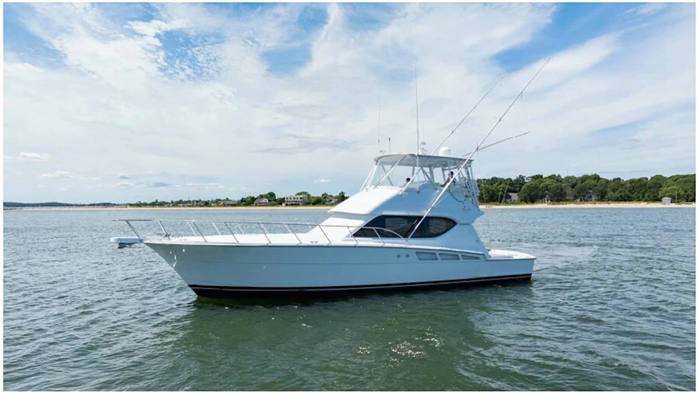 Hatteras Convertible 50 Yacht For Sale