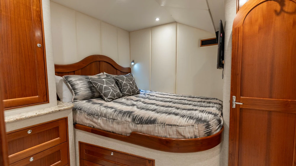 Blackwell 65 Convertible Yacht For Sale