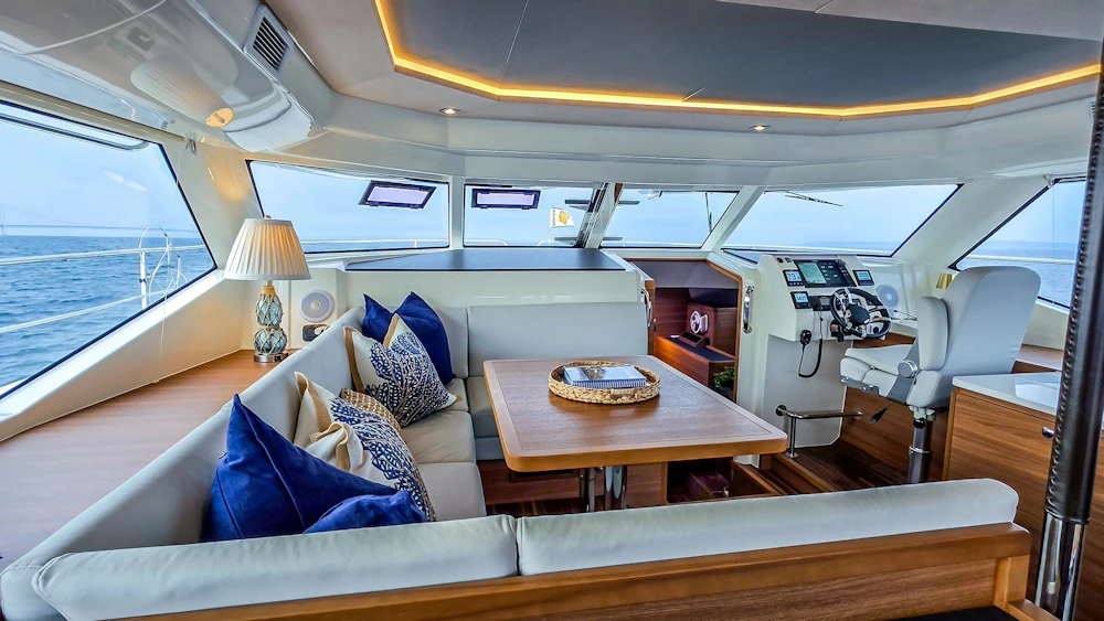 Aquila 44 Catamaran Yacht For Sale