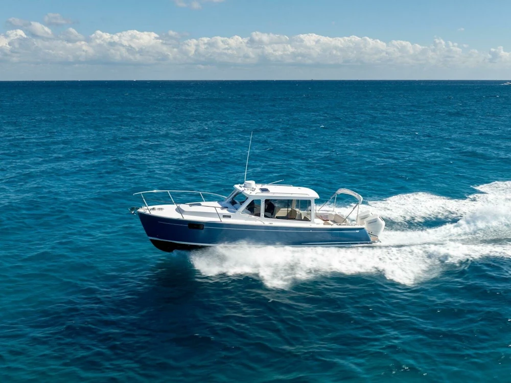 MJM 35 Yacht For Sale