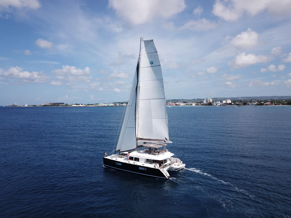 Lagoon 560 S2 Yacht For Sale