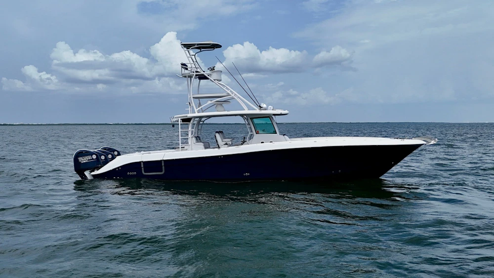 Hydra-Sports 4200 Siesta Yacht For Sale