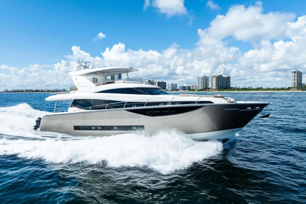 Prestige 750 Yacht For Sale