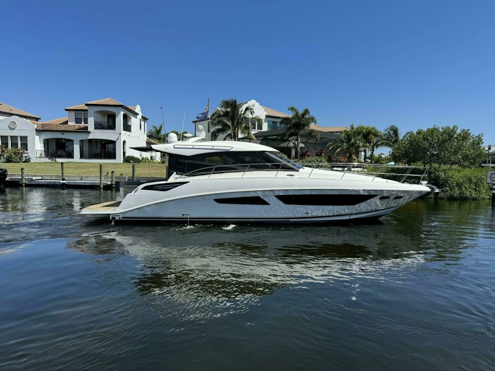 Sea Ray 470 Sundancer Yacht For Sale