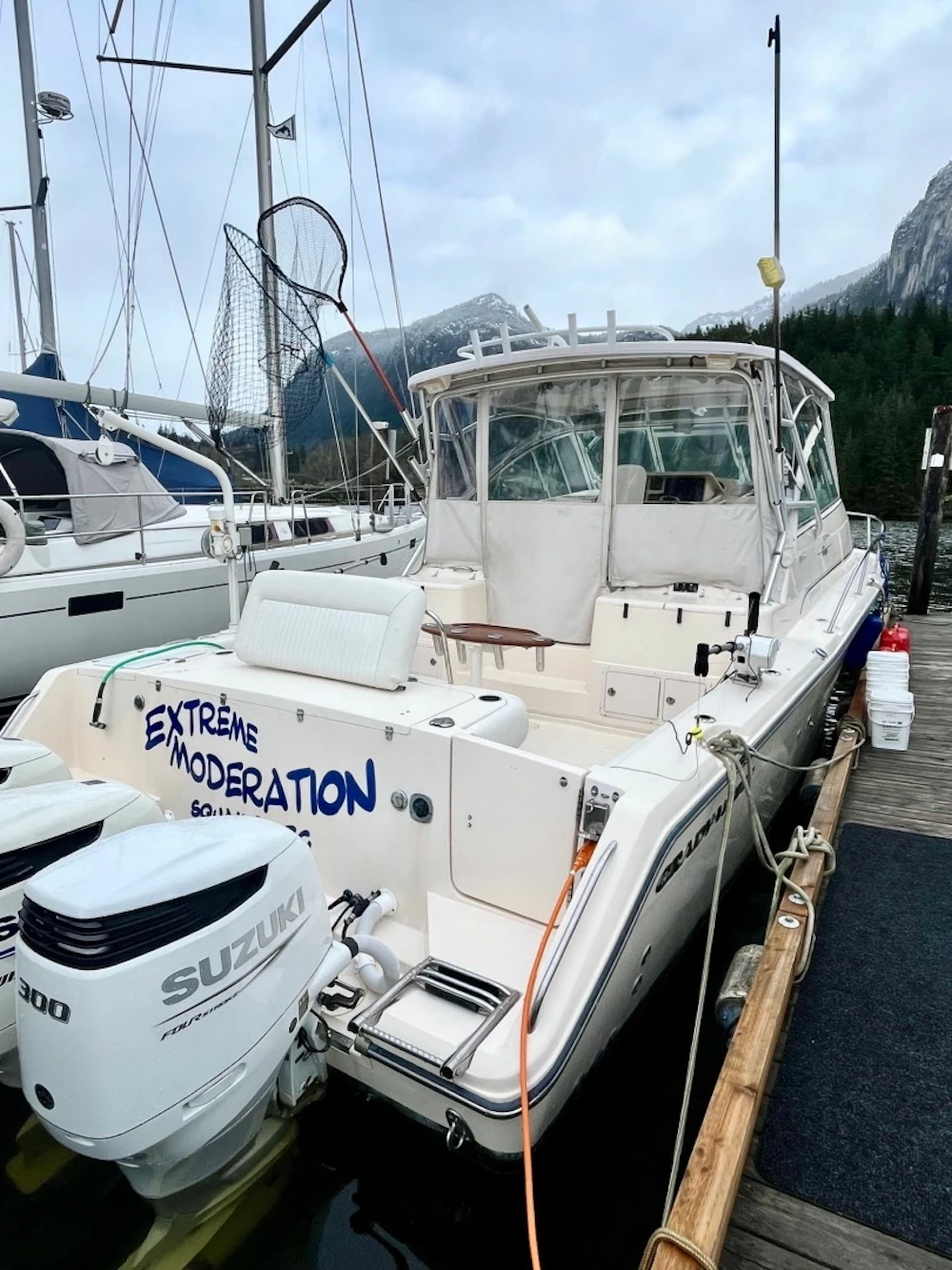 Grady-White 360 Express Yacht For Sale