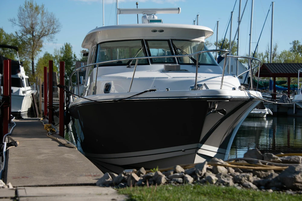 Pursuit 345 Offshore Yacht For Sale