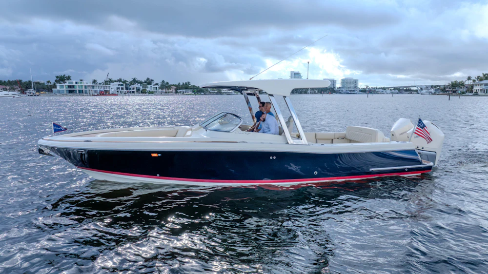 Chris-Craft Calypso 30 Yacht For Sale