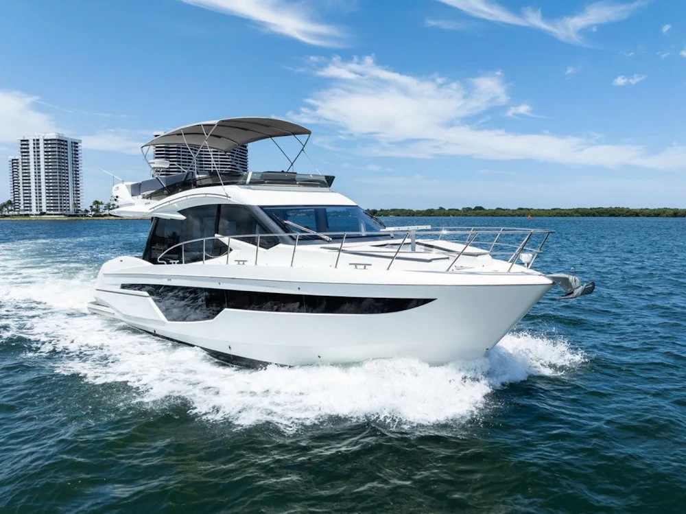 Galeon 500 Fly Yacht For Sale