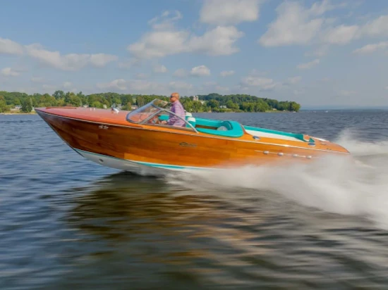 Riva Reets Aquarama Yacht For Sale