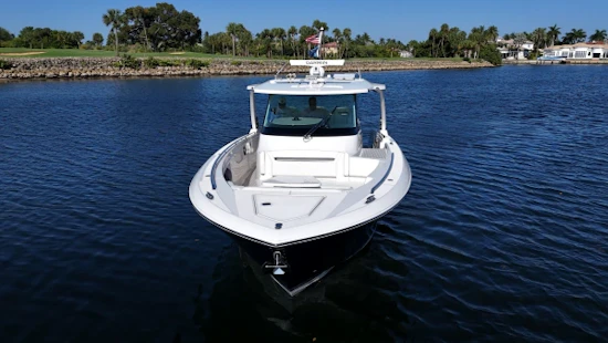 Tiara Yachts 38 LS Yacht For Sale