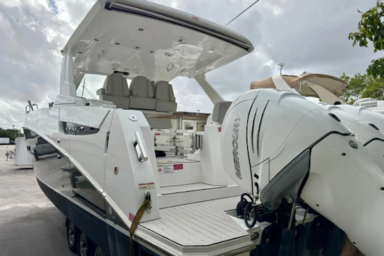 Azimut Verve 40 Yacht For Sale