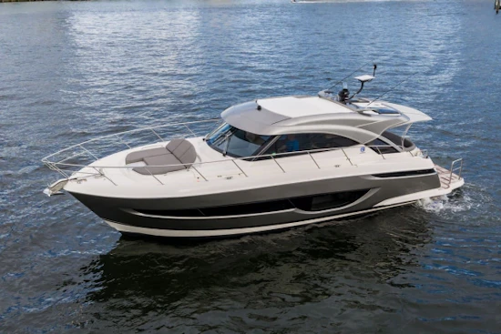 Riviera 4600 Sport Yacht Platinum Edition Yacht For Sale