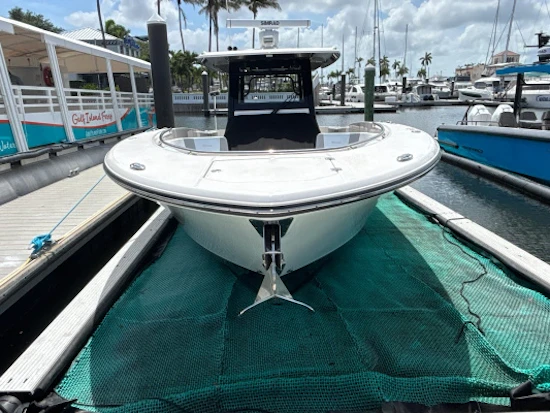 Robalo R360 Yacht For Sale