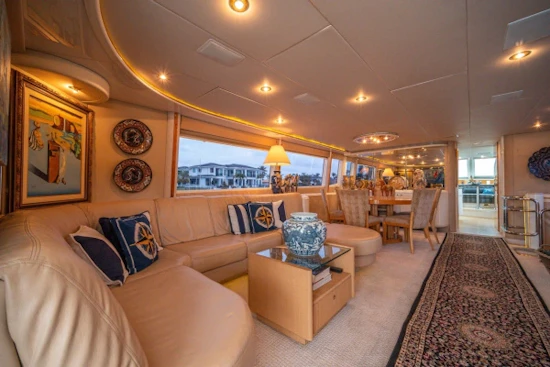 Lazzara Yachts Skylounge Yacht For Sale