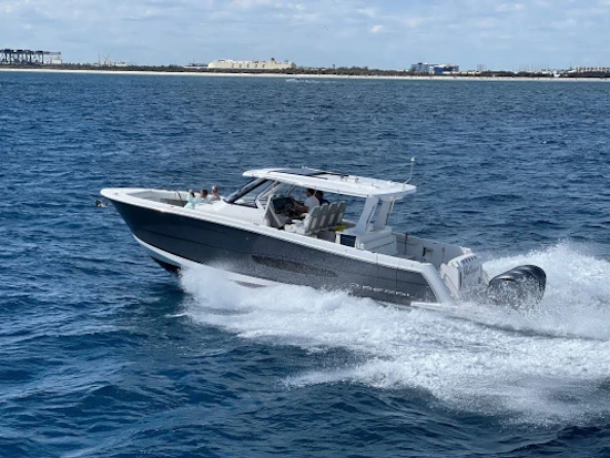 Regal SAV Yacht For Sale