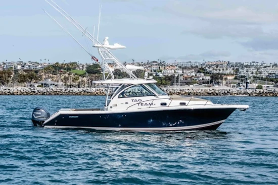 Pursuit 385 Offshore Yacht For Sale