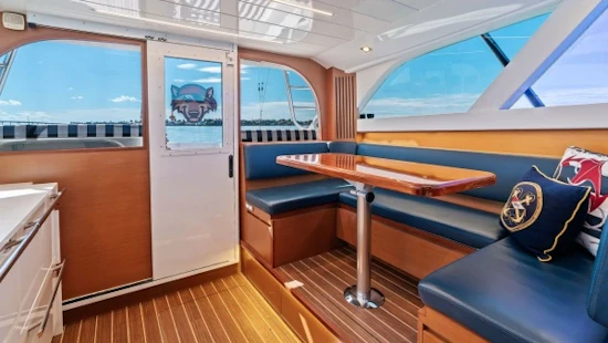 Bertram 35 Flybridge Yacht For Sale