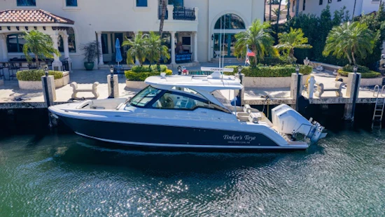 Tiara Yachts 34 LX Yacht For Sale