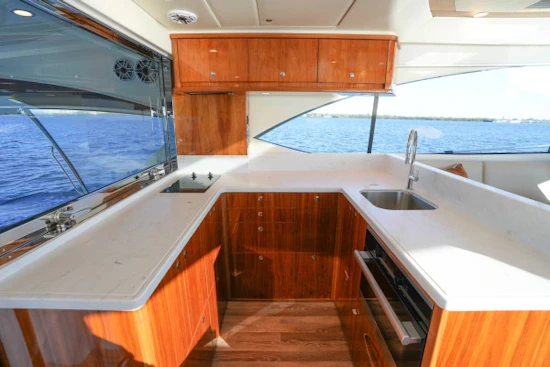 Riviera 545 SUV Yacht For Sale