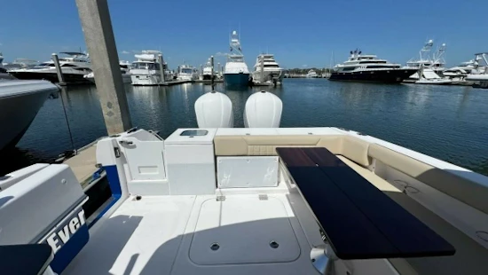 Everglades 340 Dual Console Yacht For Sale
