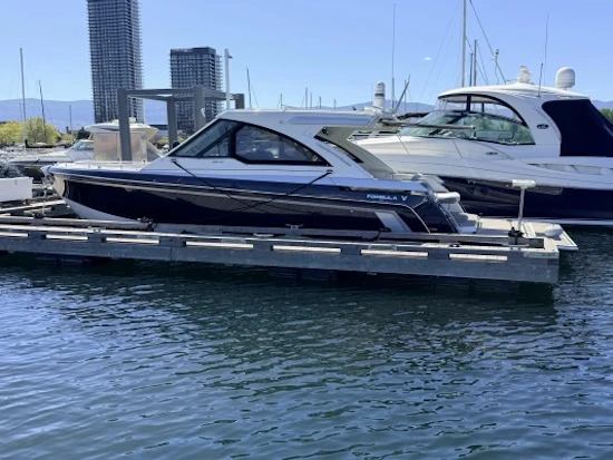 Formula 380 Super Sport Crossover I/O Yacht For Sale