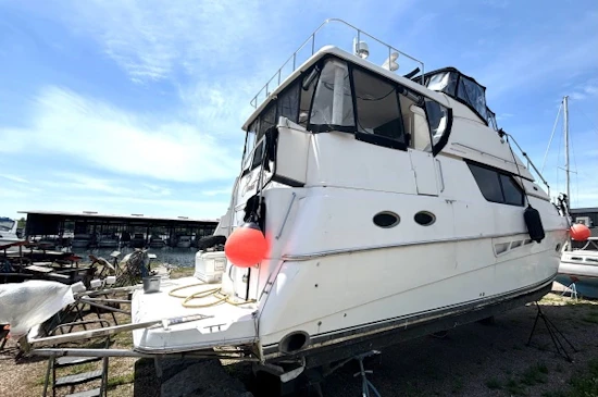 Silverton 453 Motor Yacht Yacht For Sale