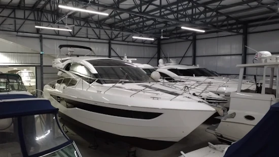 Galeon 560 Sky Yacht For Sale