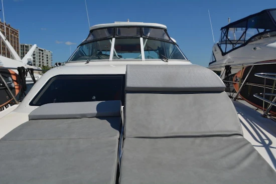 Cruisers Yachts 455  Express Motoryacht Yacht For Sale