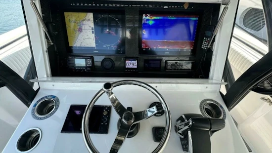SeaHunter 39 Center Console Yacht For Sale