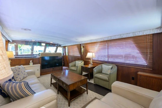 Hatteras 63 Motor Yacht Yacht For Sale