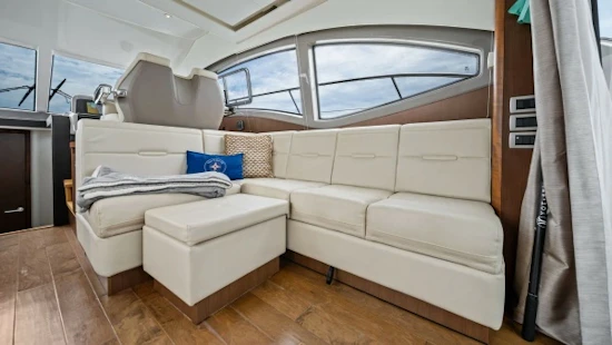 Sea Ray 400 fly Yacht For Sale