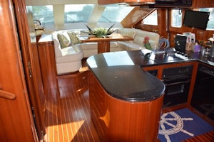 Picture Of: 76' Horizon 76' Open Flybridge 2005 Yacht For Sale | 4 of 75