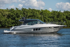 Picture Of: 45' Cruisers 45 Cantius Black Diamond 2017 Yacht For Sale | 1 of 36