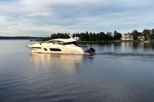 Picture Of: 65' Sea Ray L65 Sundancer 2015 Yacht For Sale | 1 of 25