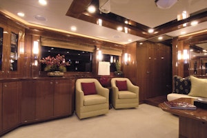 Picture Of: 74' Ocean Alexander 2009 2009 Yacht For Sale | 4 of 55