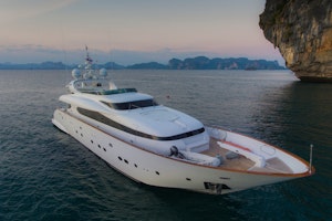 Picture Of: 103' Maiora 31DP 2006 Yacht For Sale | 3 of 32