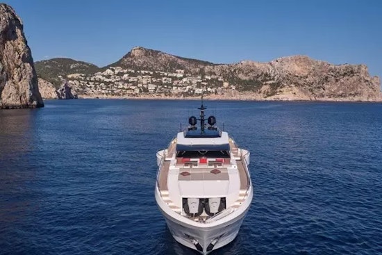 Astondoa 110 Century Yacht For Sale