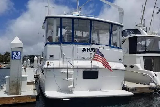 Carver 440 Aft Cabin Yacht For Sale