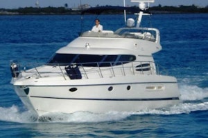 Picture Of: 48' Cranchi Atlantique 48 2000 Yacht For Sale | 3 of 18