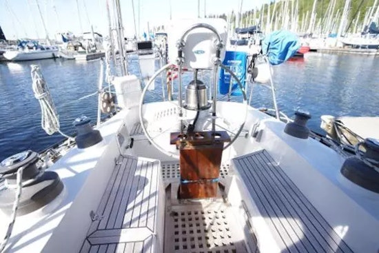 CT 38 Yacht For Sale