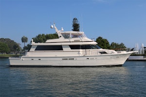 Picture Of: 74' Hatteras 74 CPMY 1989 Yacht For Sale | 2 of 55