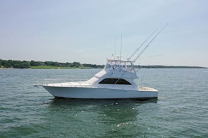 Picture Of: 48' Viking 48 Convertible 2002 Yacht For Sale | 3 of 54