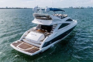 Picture Of: 72' Sunseeker Manhattan 2007 Yacht For Sale | 4 of 37