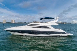 Picture Of: 72' Sunseeker Manhattan 2007 Yacht For Sale | 3 of 37