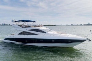 Picture Of: 72' Sunseeker Manhattan 2007 Yacht For Sale | 4 of 37