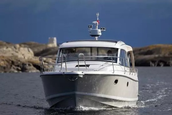 Nimbus 365 Coupe Yacht For Sale