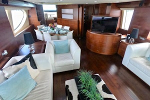 Picture Of: 85' Azimut 85 Flybridge 2009 Yacht For Sale | 2 of 65