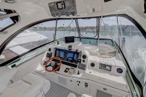 Picture Of: 56' Sea Ray 52 Sedan Bridge 2007 Yacht For Sale | 3 of 63
