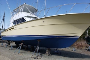 Picture Of: 50' Hatteras 50 Convertible 1998 Yacht For Sale | 1 of 63