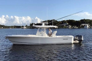 Picture Of: 31' Regulator 31 Center Console 2017 Yacht For Sale | 2 of 55